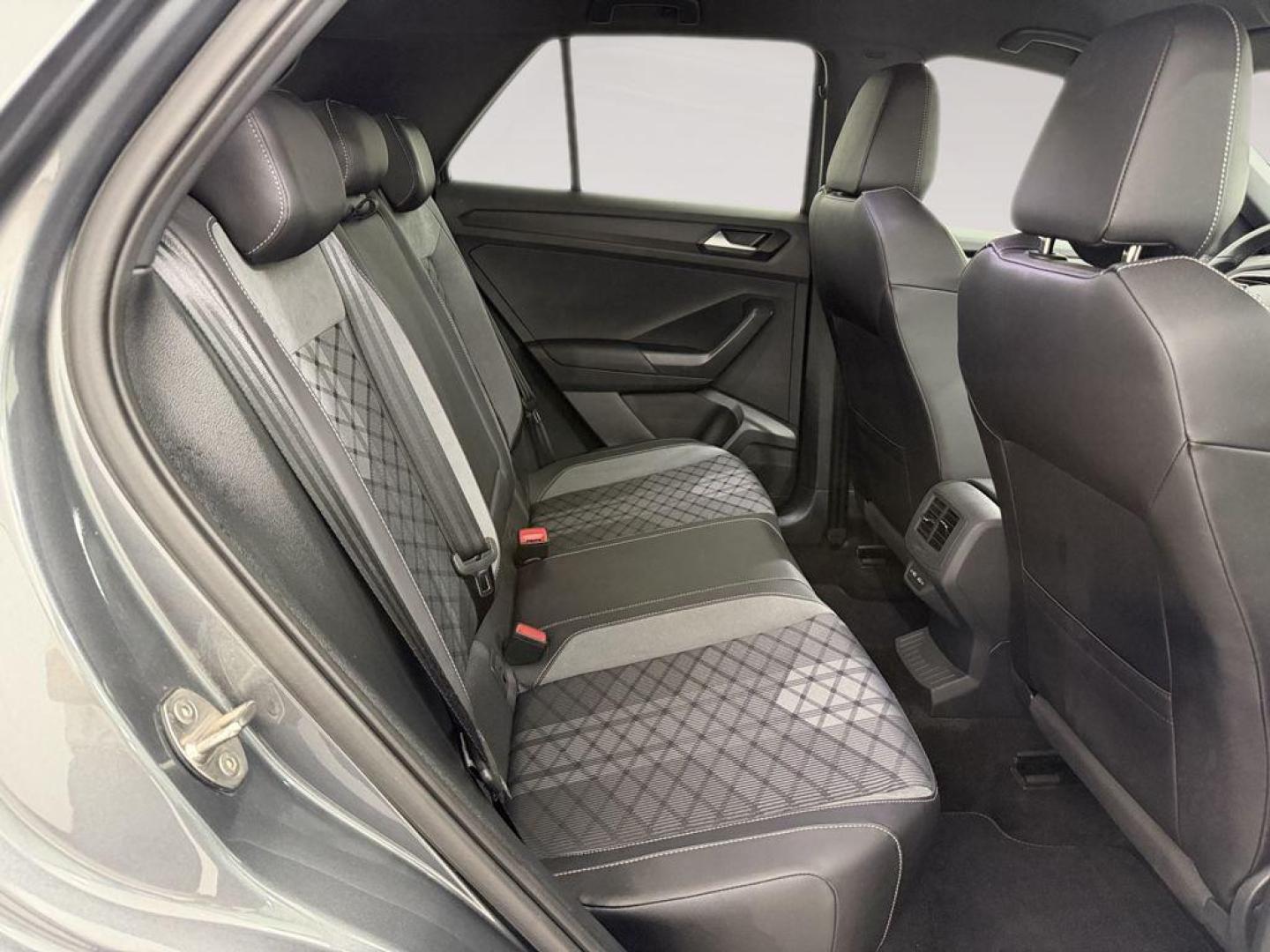 Volkswagen T-Roc R-Line 1.5 TSI 110 kW (150 CV) DSG