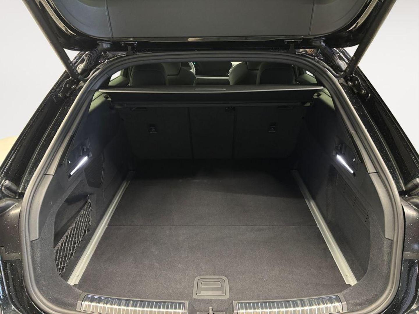 Audi A6 Avant Black Line TDI quattro 150 kW (204 CV) S tronic