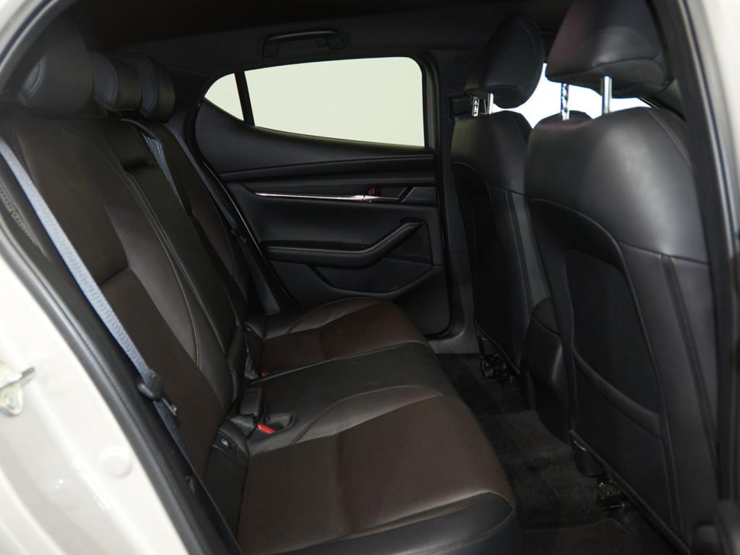 Mazda 3 2.0 e-Skyactiv-X Zenith Safety Black 137kW