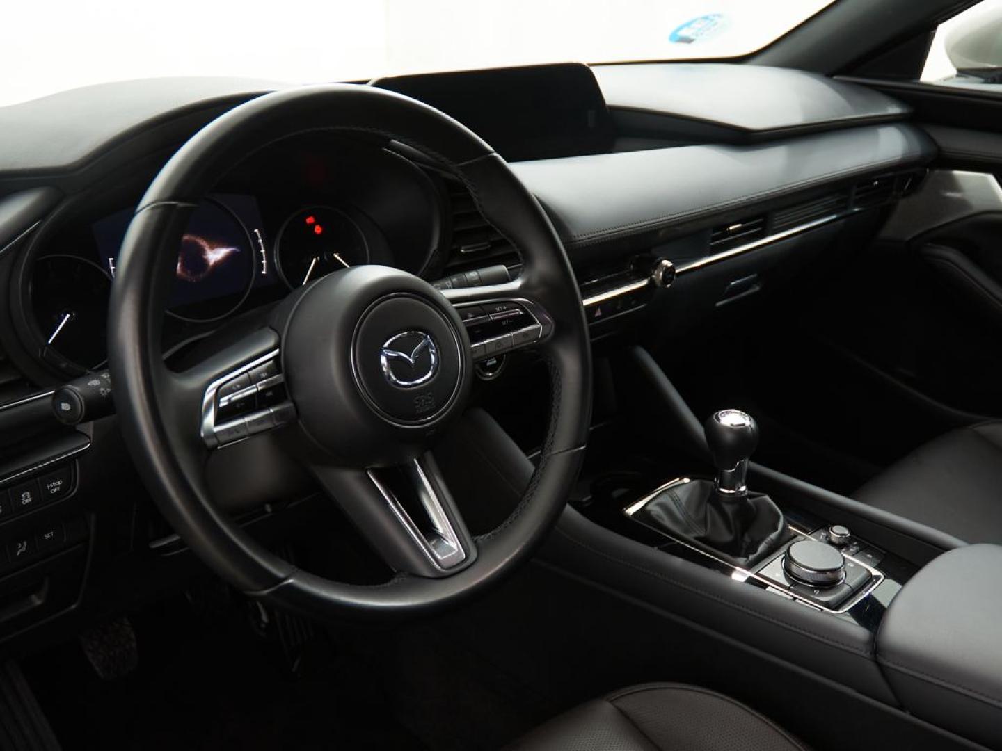 Mazda 3 2.0 e-Skyactiv-X Zenith Safety Black 137kW