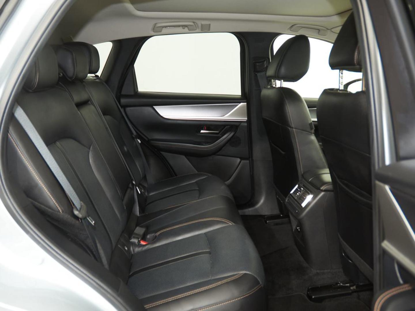 Mazda CX-60 Híbrido Enchufable 2.5L e-Skyactiv-G PHEV Homura Dri-P + Com-P + Pan-P