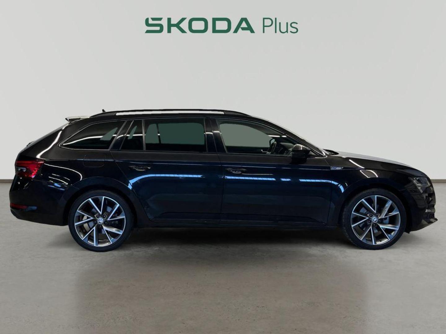 Skoda Superb Combi Sportline 1.4 TSI iV P-HEV DSG