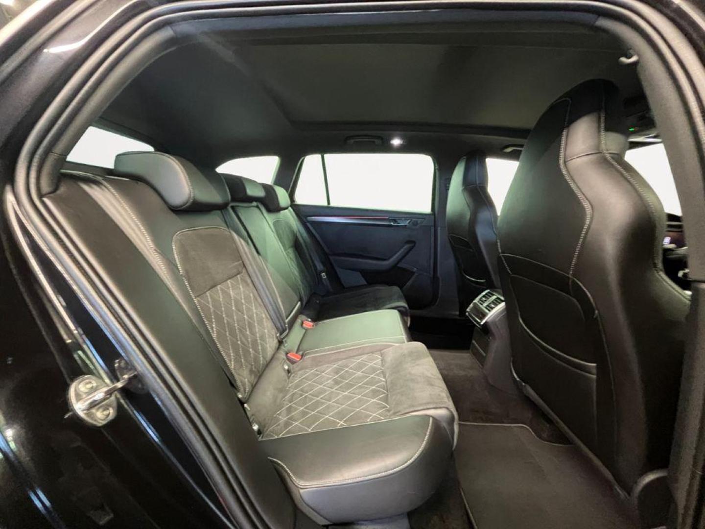 Skoda Superb Combi Sportline 1.4 TSI iV P-HEV DSG