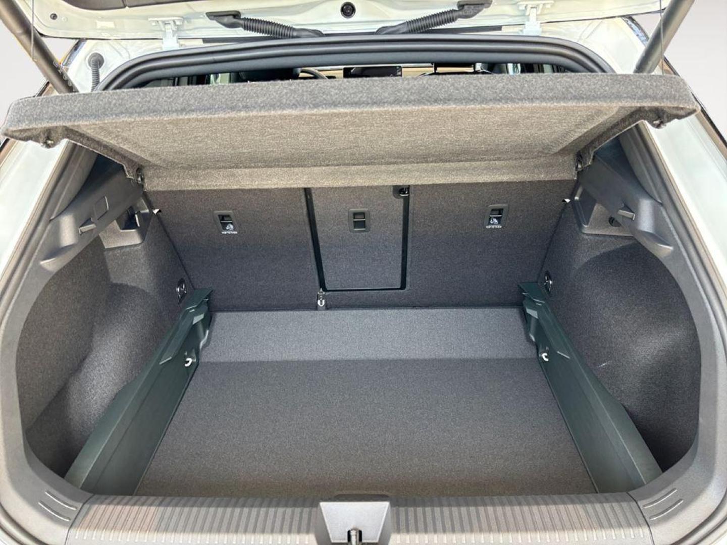 Volkswagen T-Roc R-Line 1.5 eTSI 110kW (150CV) DSG
