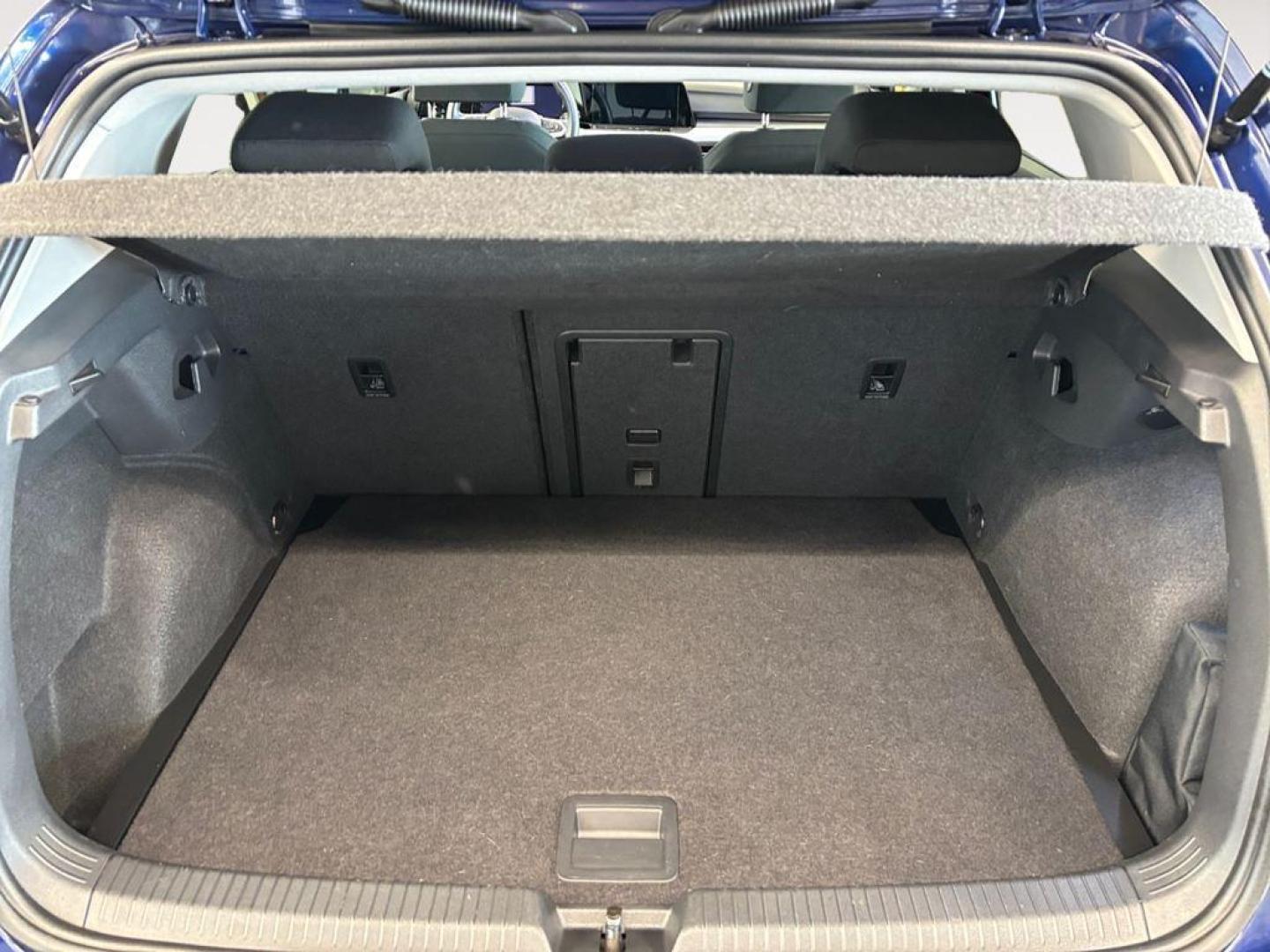 Volkswagen Golf Life 1.0 eTSI 81 kW (110 CV) DSG