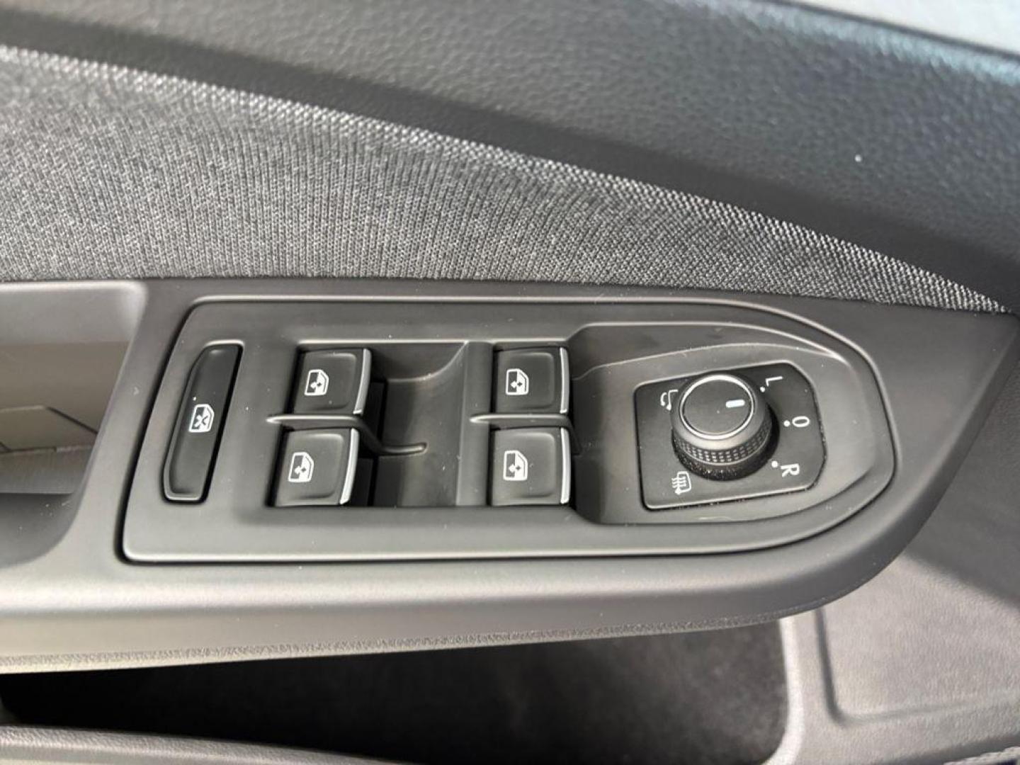 Volkswagen Golf Life 1.0 eTSI 81 kW (110 CV) DSG