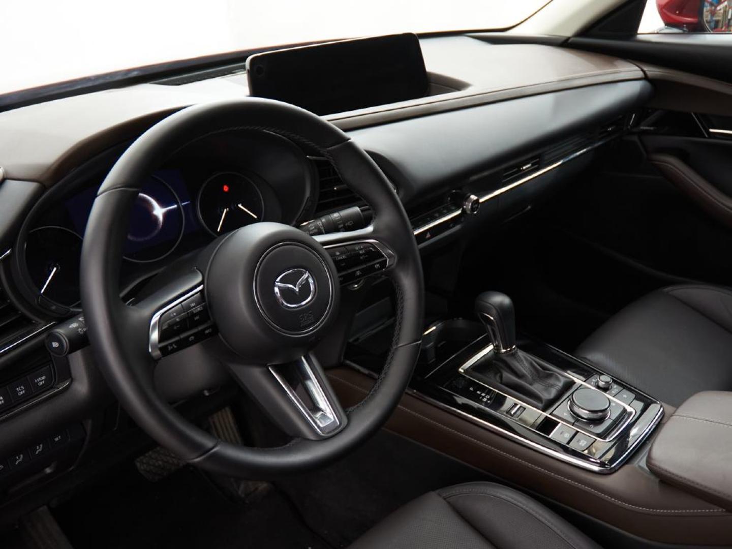 Mazda CX-30 2.5 e-Skyactiv-G Takumi BLOP FWD Aut. 103kW