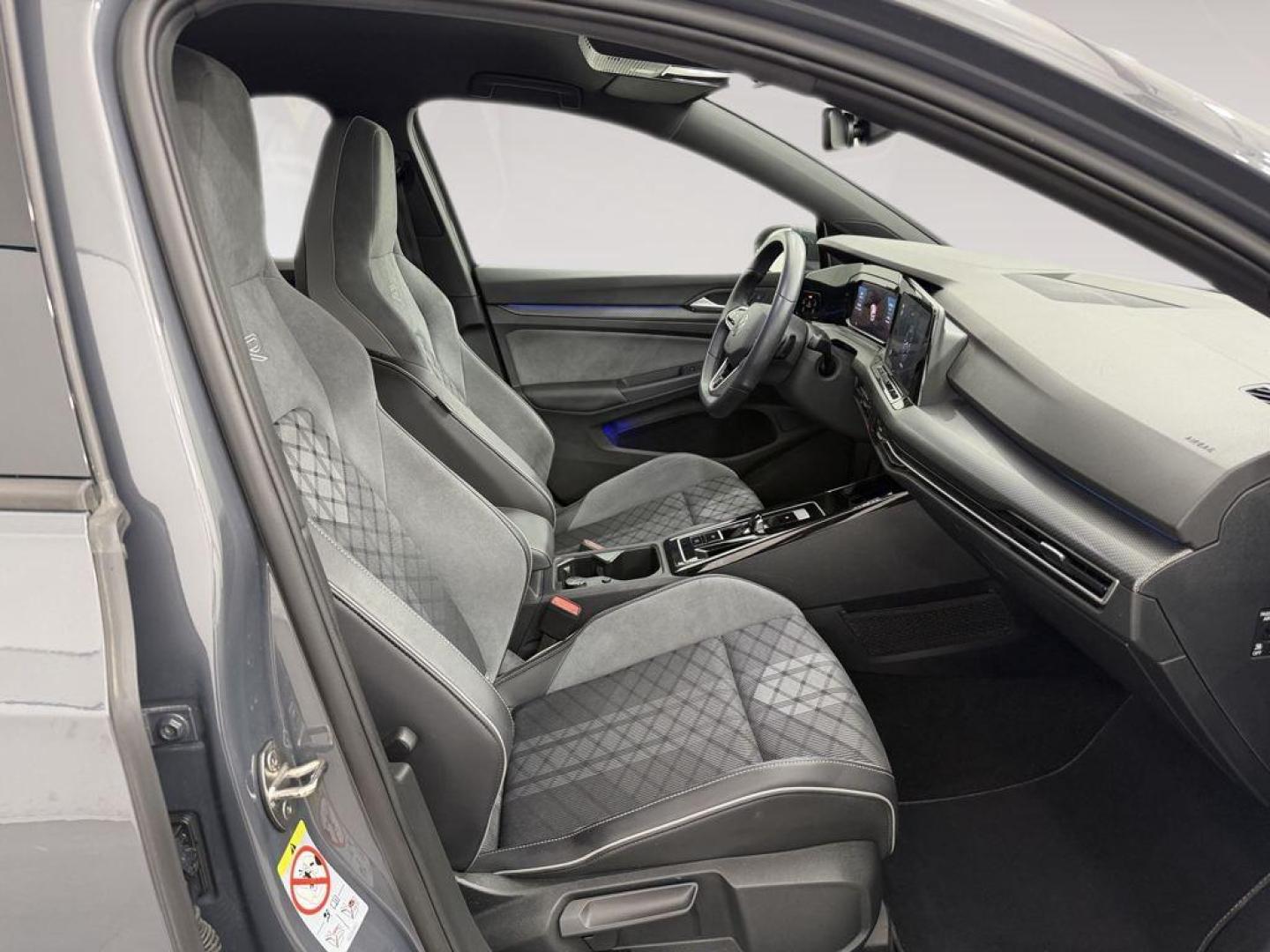 Volkswagen Golf R-Line 1.5 eTSI 96 kW (131 CV) DSG