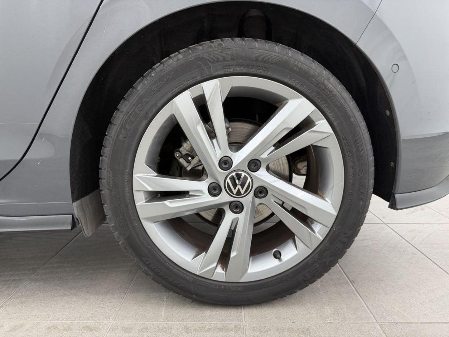 Volkswagen Golf R-Line 1.5 eTSI 96 kW (131 CV) DSG