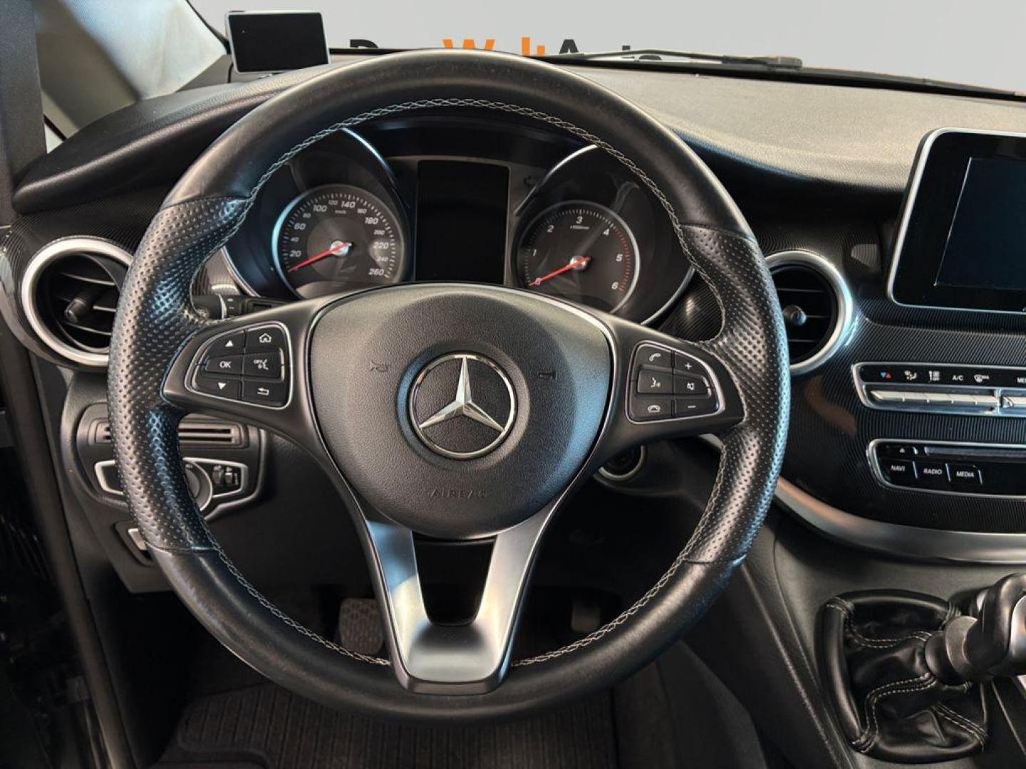 Mercedes Benz Clase V V 220 d Largo 120 kW (163 CV)