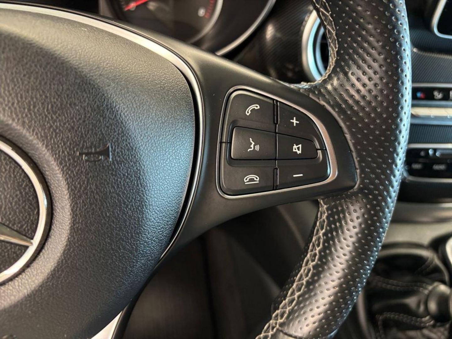 Mercedes Benz Clase V V 220 d Largo 120 kW (163 CV)