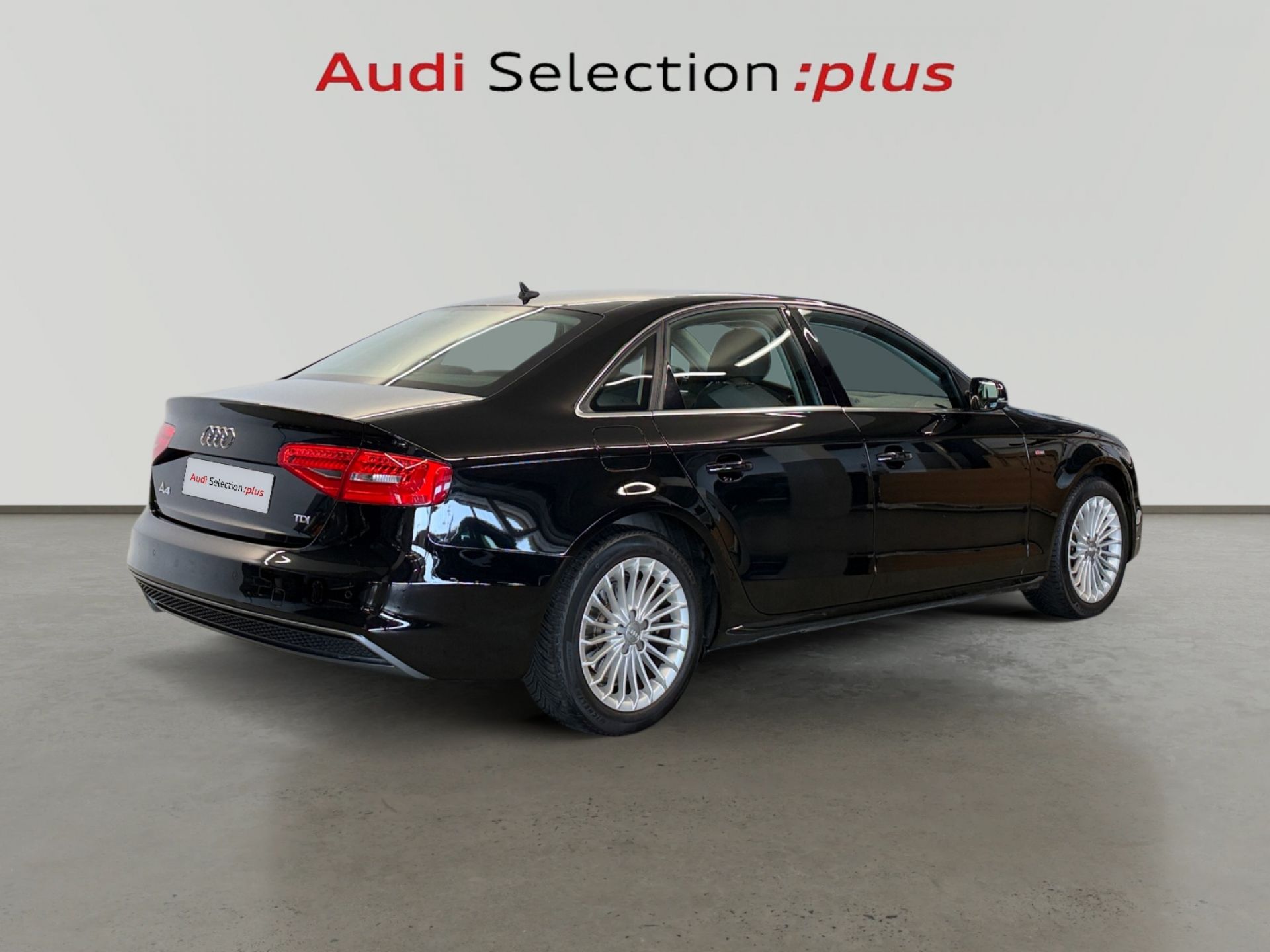 Audi A4 2.0 TDI 150CV multitronic S line edition