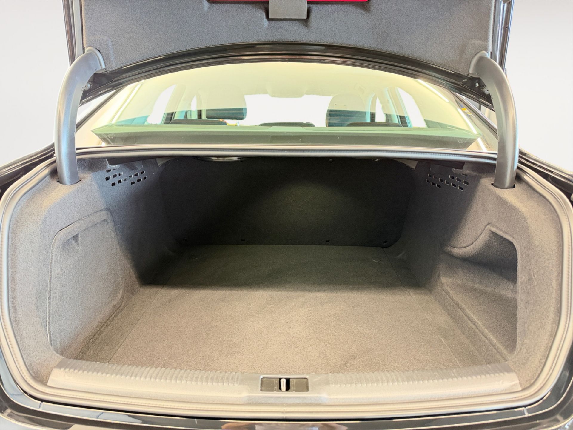 Audi A4 2.0 TDI 150CV multitronic S line edition