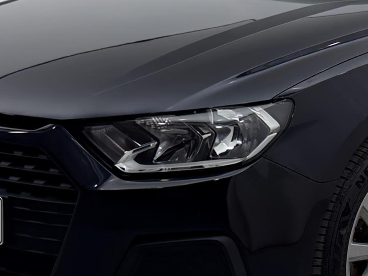 Audi A1 Sportback Advanced 25 TFSI 70 kW (95 CV)