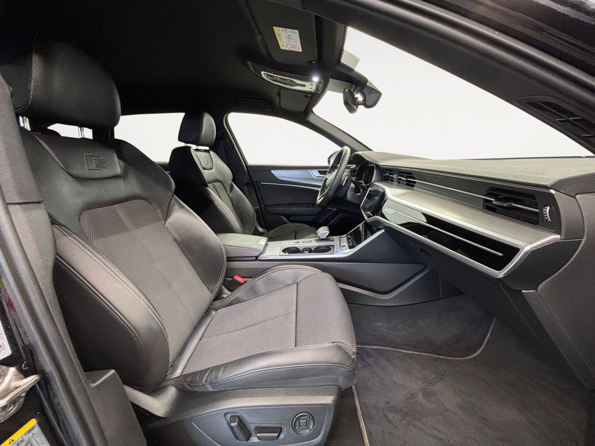 Audi A6 Avant Black Line 45 TDI quattro S tronic