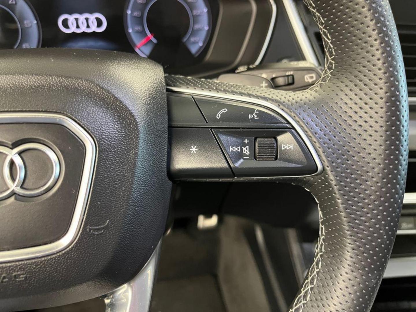 Audi Q5 Black line 40 TDI quattro-ultra 150 kW (204 CV) S tronic
