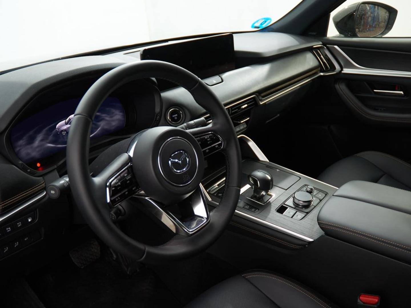 Mazda CX-60 Híbrido Enchufable 2025 2.5L E-SKYACTIV PHEV 241KW (327 CV) 8AT AWD HOMURA PLUS