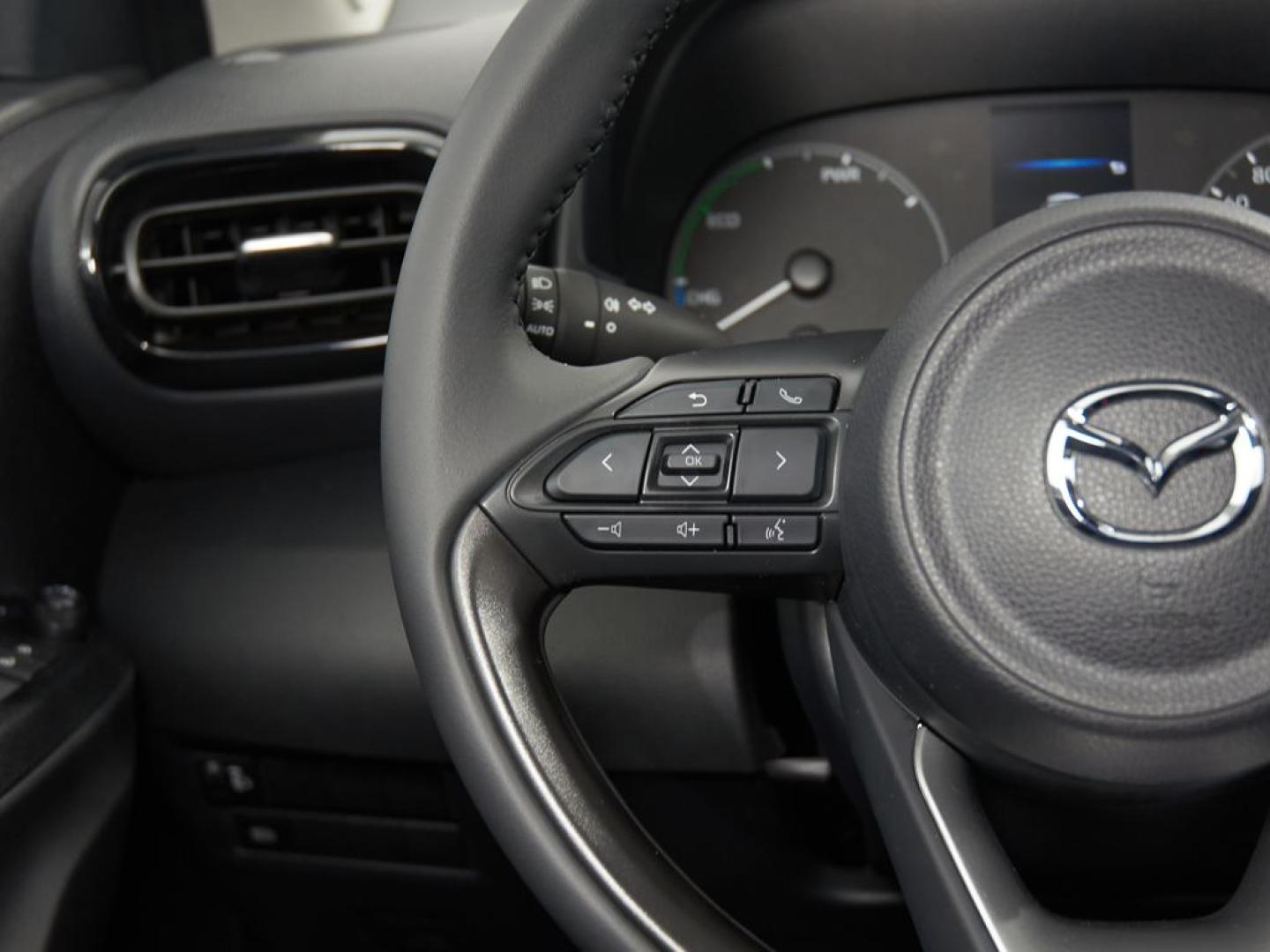 Mazda 2 HYBRID 2025 1.5 85 KW (116 CV) CVT EXCLUSIVE-LINE