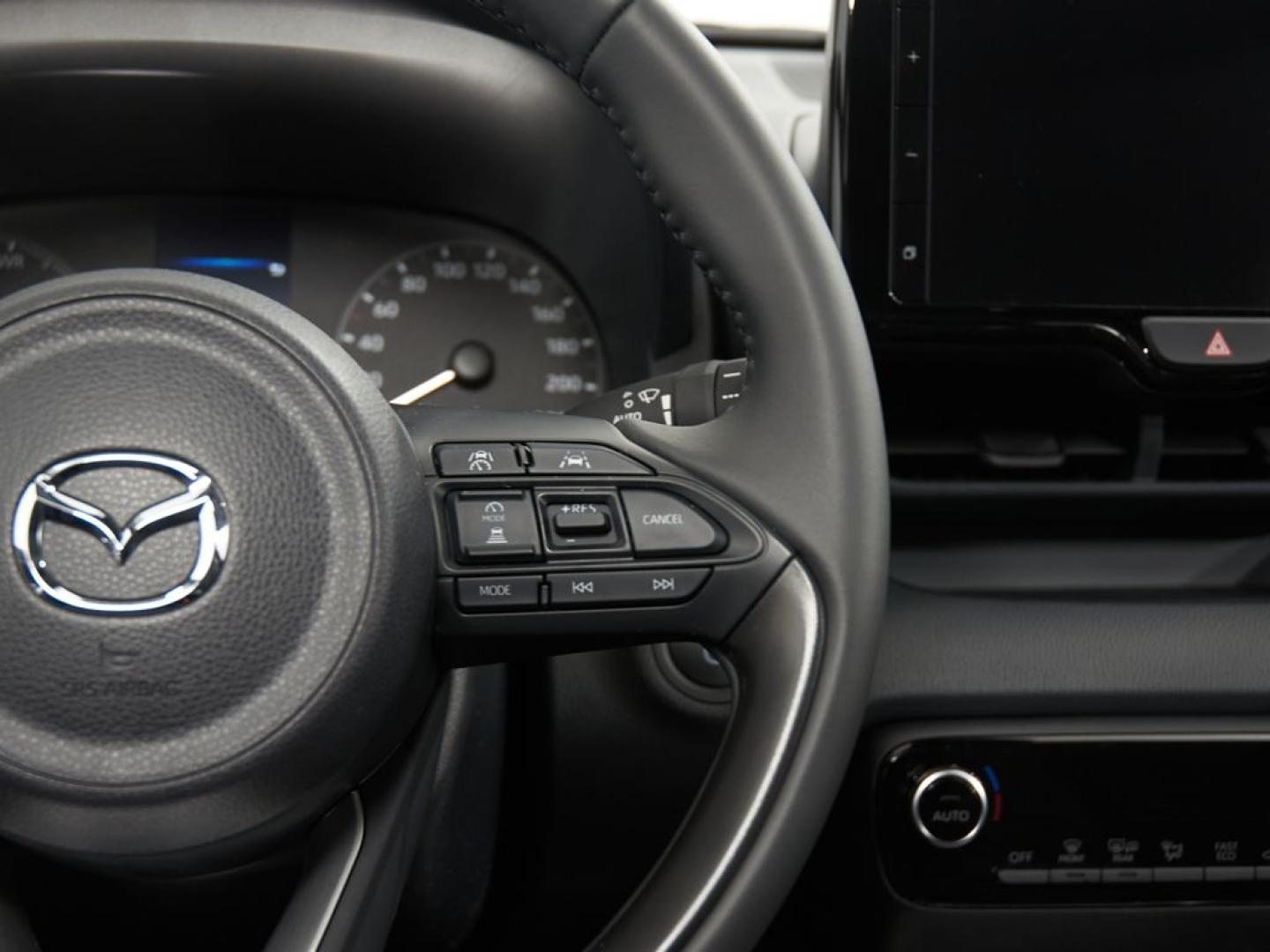 Mazda 2 HYBRID 2025 1.5 85 KW (116 CV) CVT EXCLUSIVE-LINE