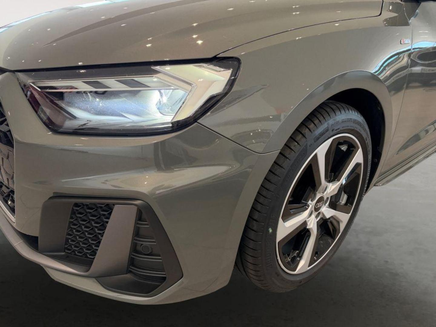 Audi A1 Sportback Adrenalin 30 TFSI 81kW (110CV)