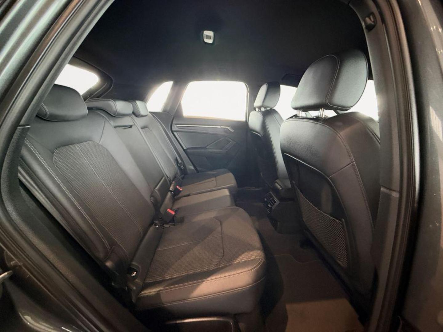 Audi Q3 Genuine Edition 40 TDI 142kW S tronic Quattro
