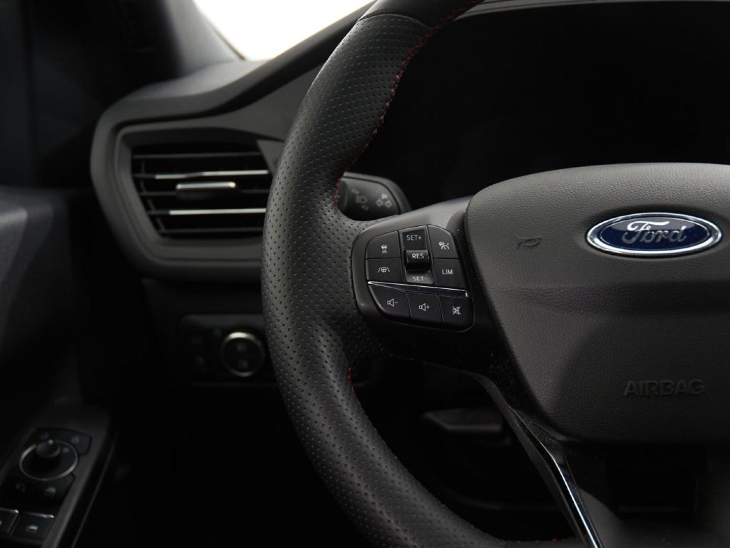 Ford Kuga Plug-in Híbrido 2.5 Duratec PHEV ST-Line X 4x2