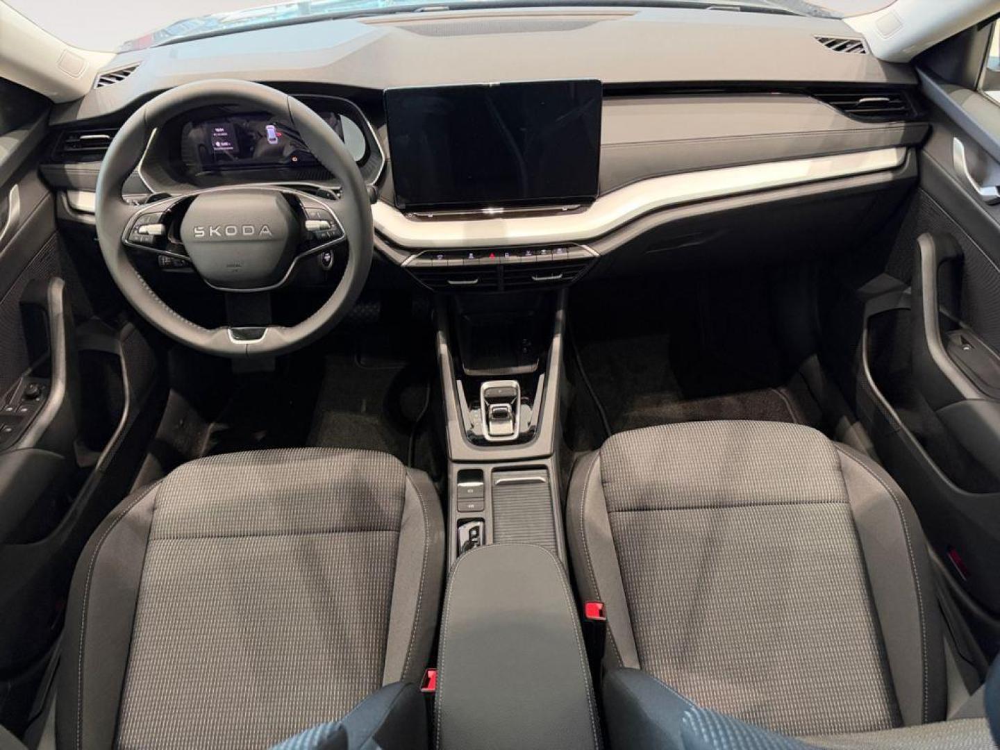 Skoda Octavia Combi 1.5 TSI m-HEV Selection DSG 110 kW (150 CV)