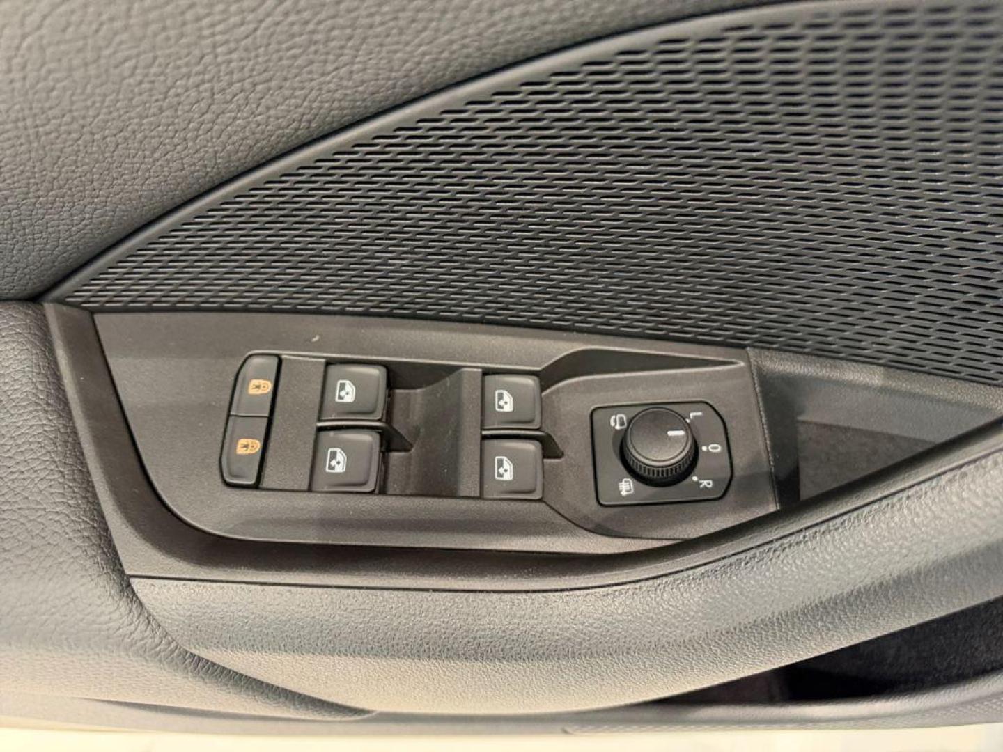 Skoda Octavia Combi 1.5 TSI m-HEV Selection DSG 110 kW (150 CV)
