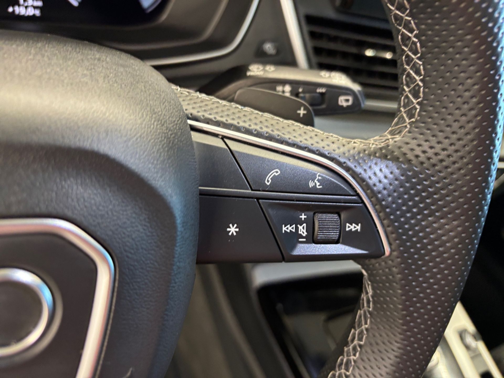 Audi Q5 Black line 40 TDI 150kW quattro-ultra