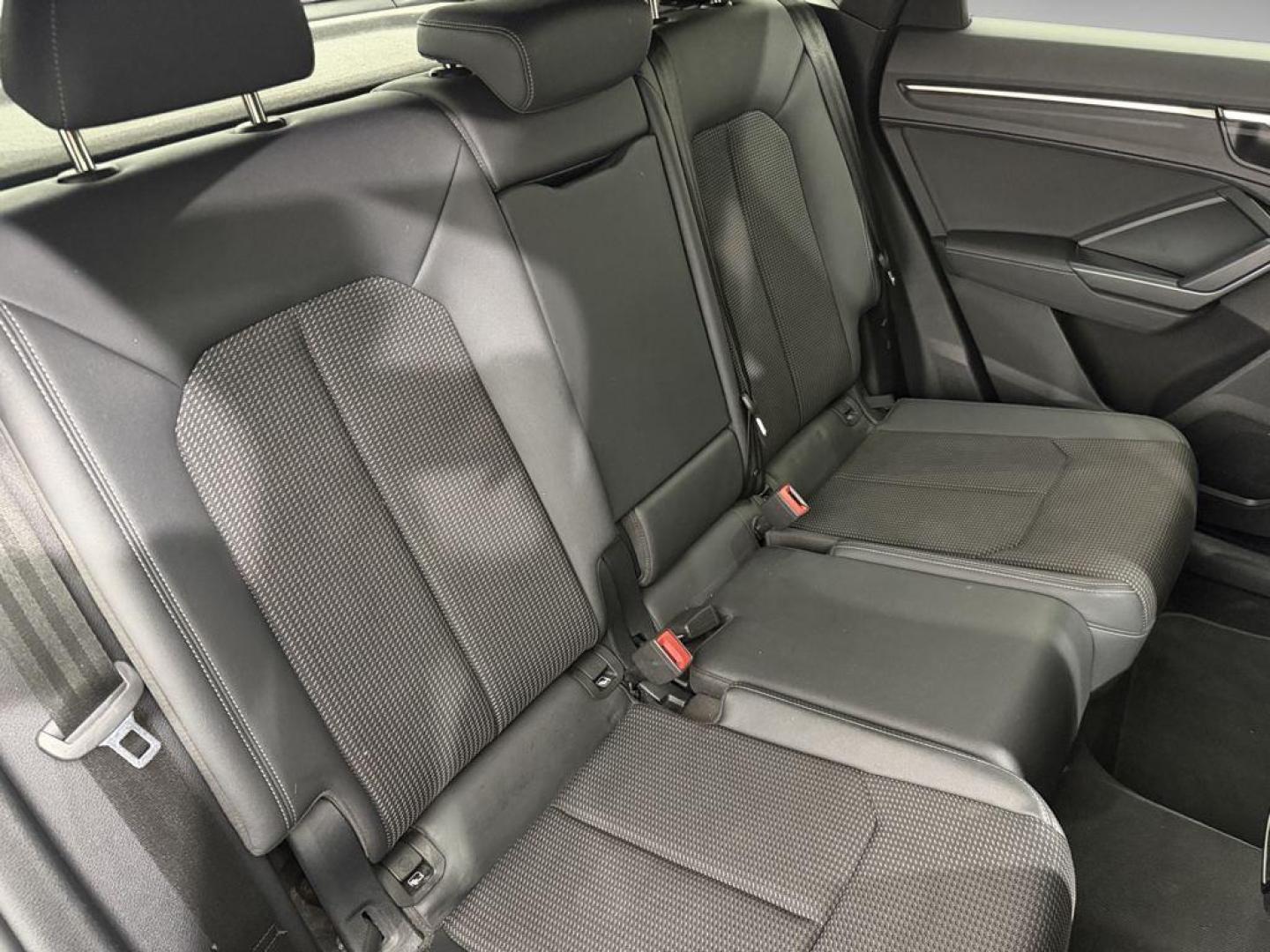 Audi Q3 Sportback Black line 35 TDI 110 kW (150 CV) S tronic