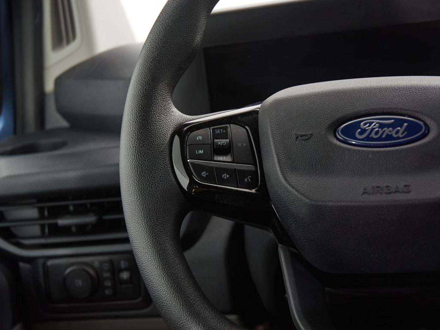 Ford Transit Custom Diesel FT 320 L1 Kombi 2.0 Ecoblue Trend 136