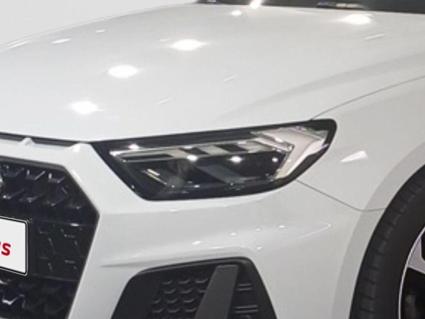 Audi A1 Sportback Adrenalin edition 30 TFSI 85 kW (116 CV) S tronic