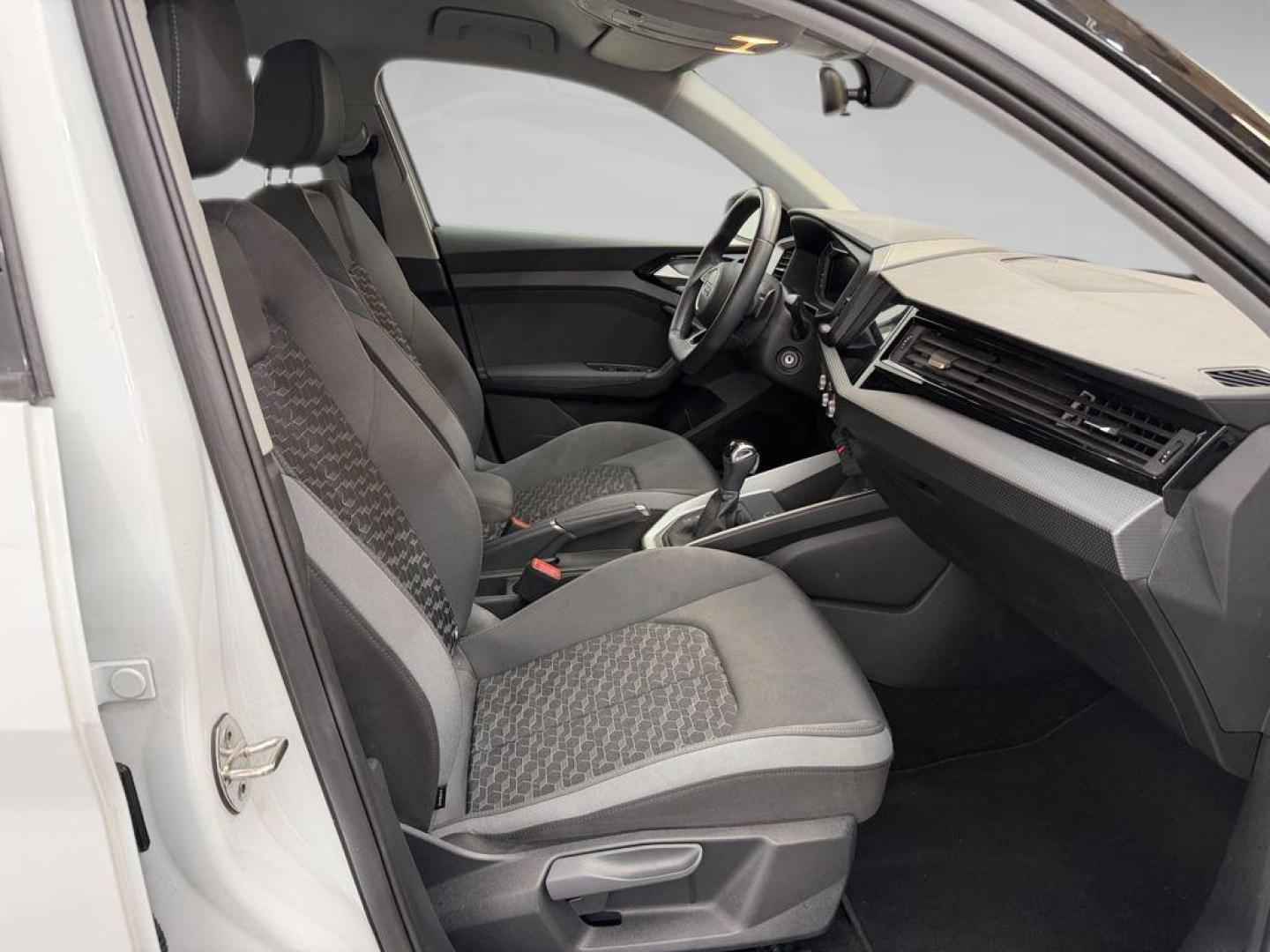Audi A1 Sportback Adrenalin edition 30 TFSI 85 kW (116 CV) S tronic