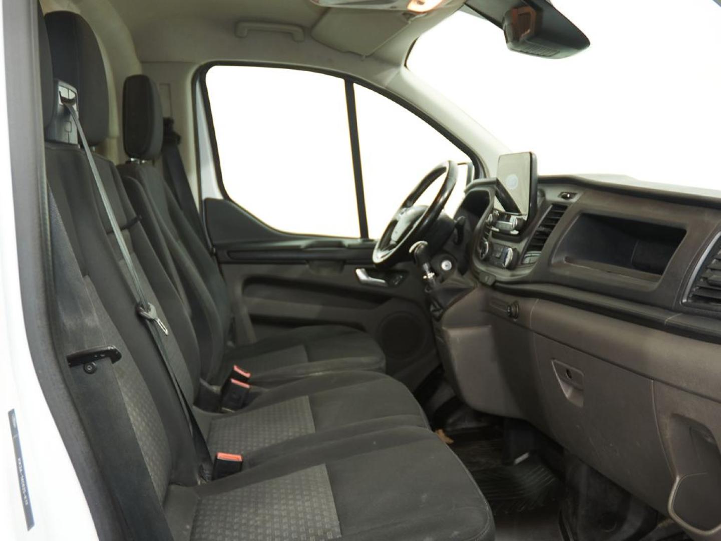 Ford Tourneo Custom FT 300 L2 Van Trend 105