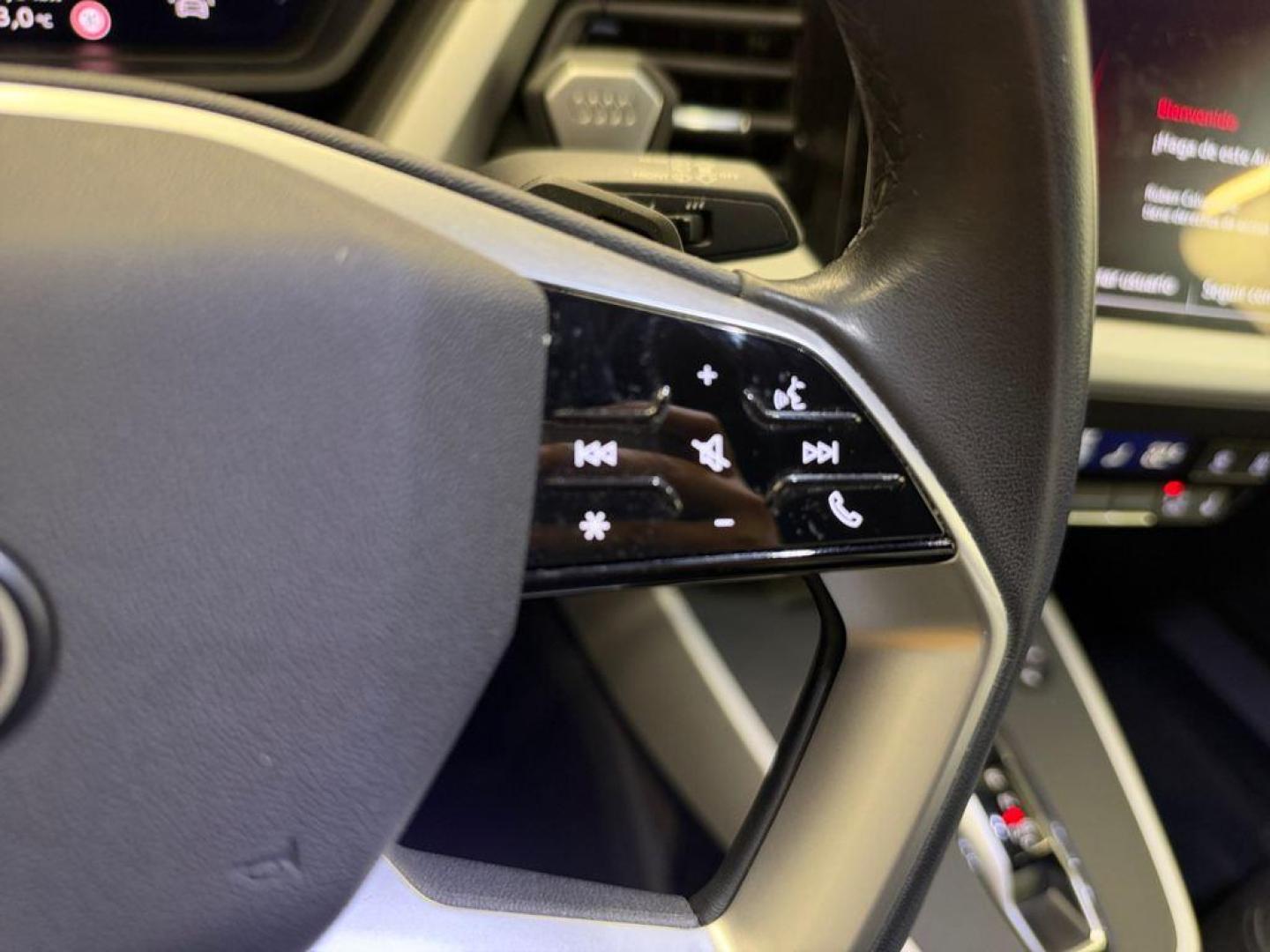 Audi Q4 e-tron Advanced 40 e-tron 150 kW (204 CV)