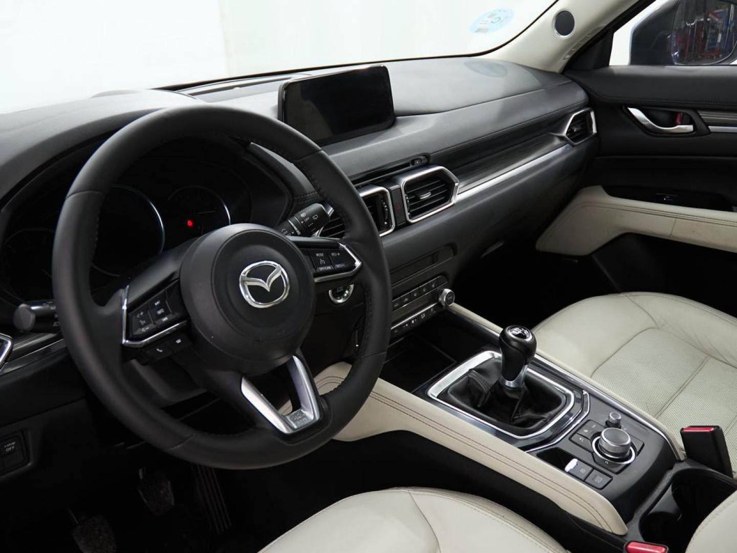 Mazda CX-5 2.0 Skyactiv-G Zenith White 2WD 121kW