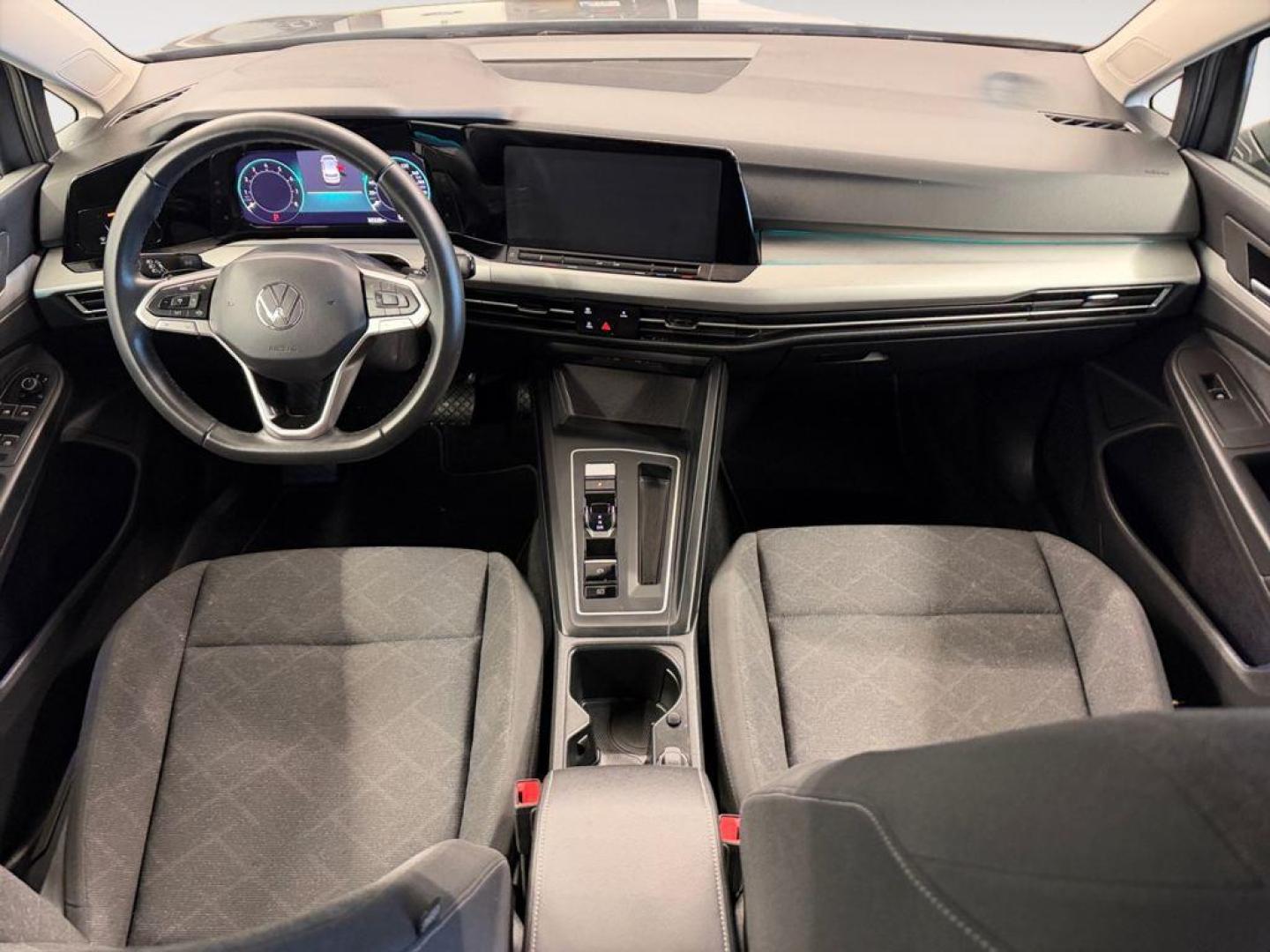 Volkswagen Golf Life 1.0 eTSI 81 kW (110 CV) DSG