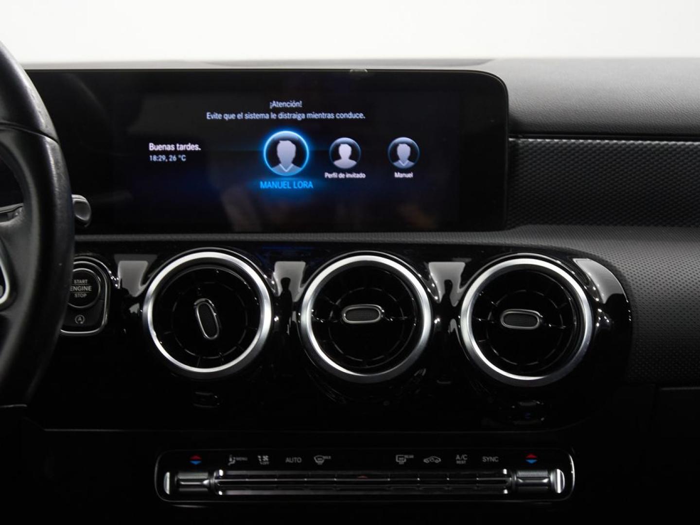 Mercedes Benz Clase A W177 Diesel 200d 4Matic 8G-DCT
