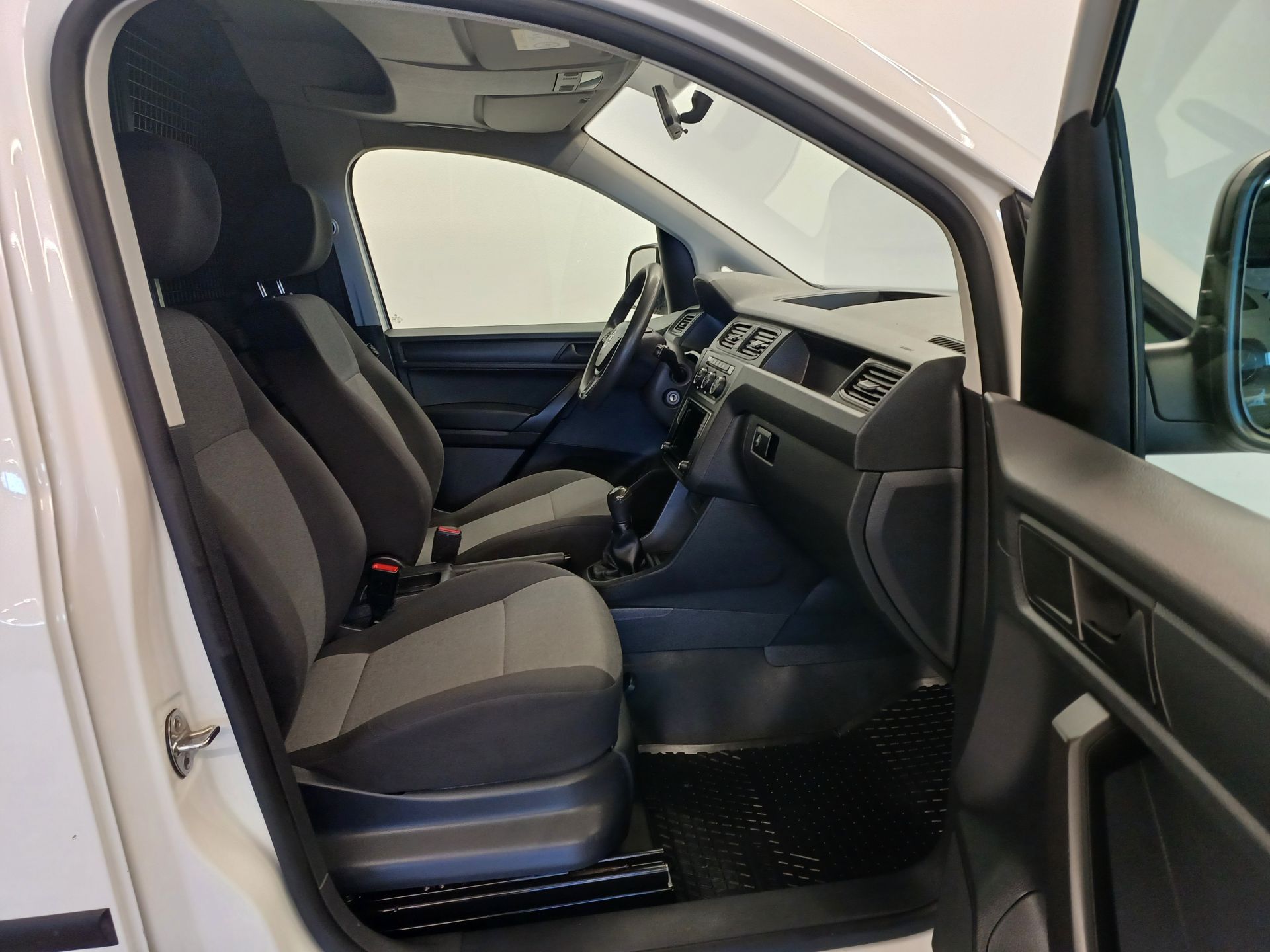 Volkswagen Caddy Profesional Maxi Furgón 2.0 TDI 75kW BMT