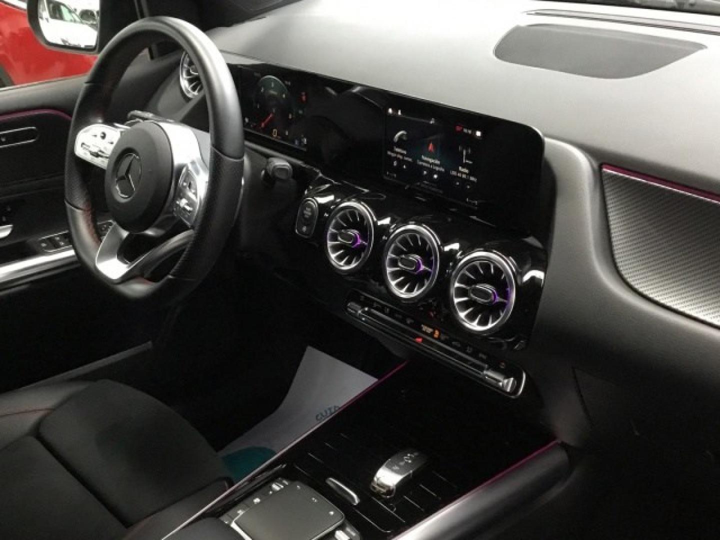 Mercedes Benz Clase B 180 d AMG Line (EURO 6d)