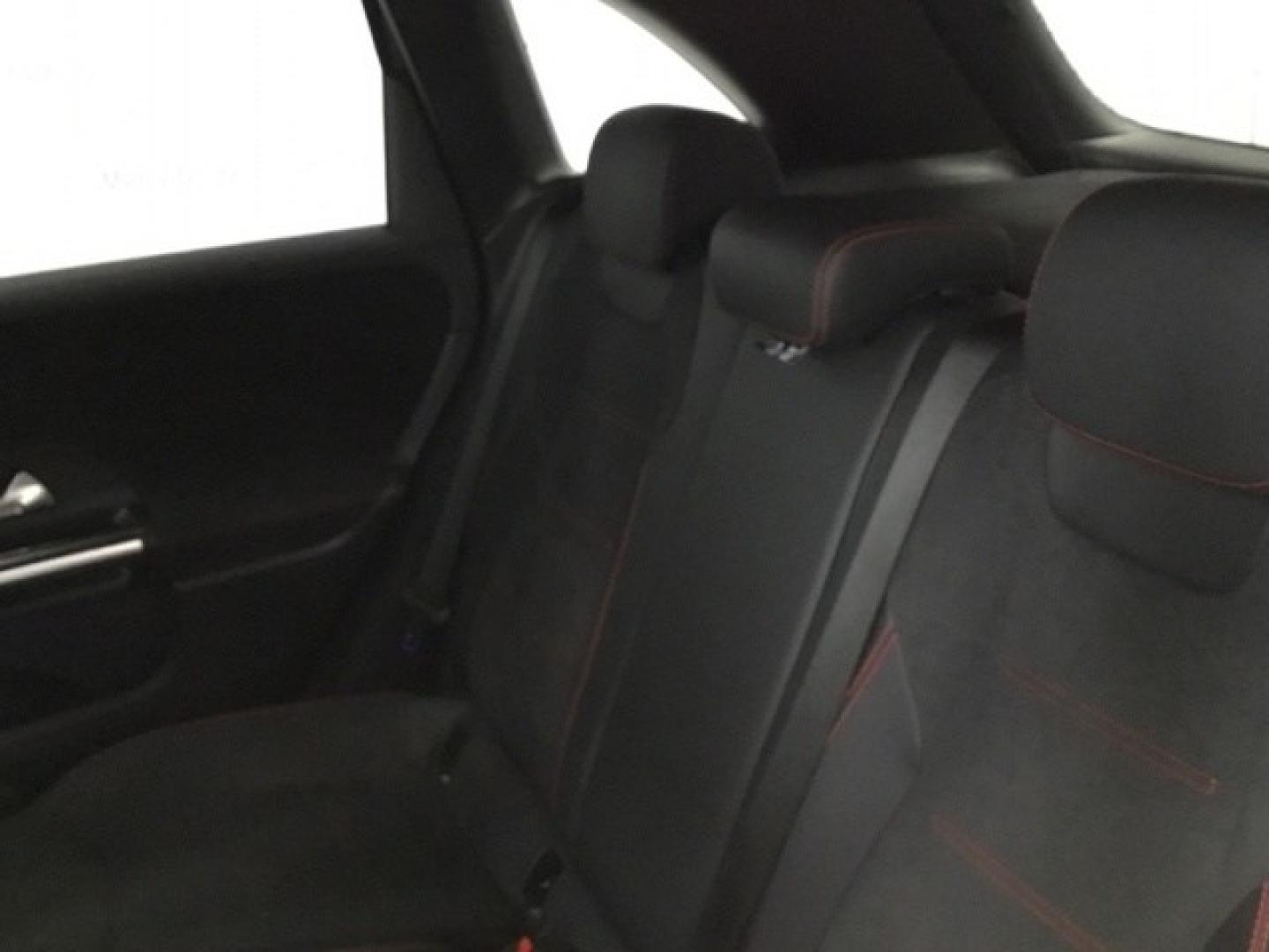 Mercedes Benz Clase B 180 d AMG Line (EURO 6d)