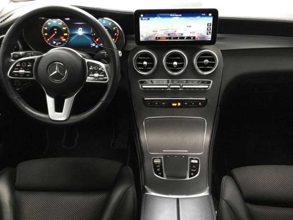 Mercedes Benz Clase GLC 200 4Matic AMG Line (EURO 6d-TEMP)