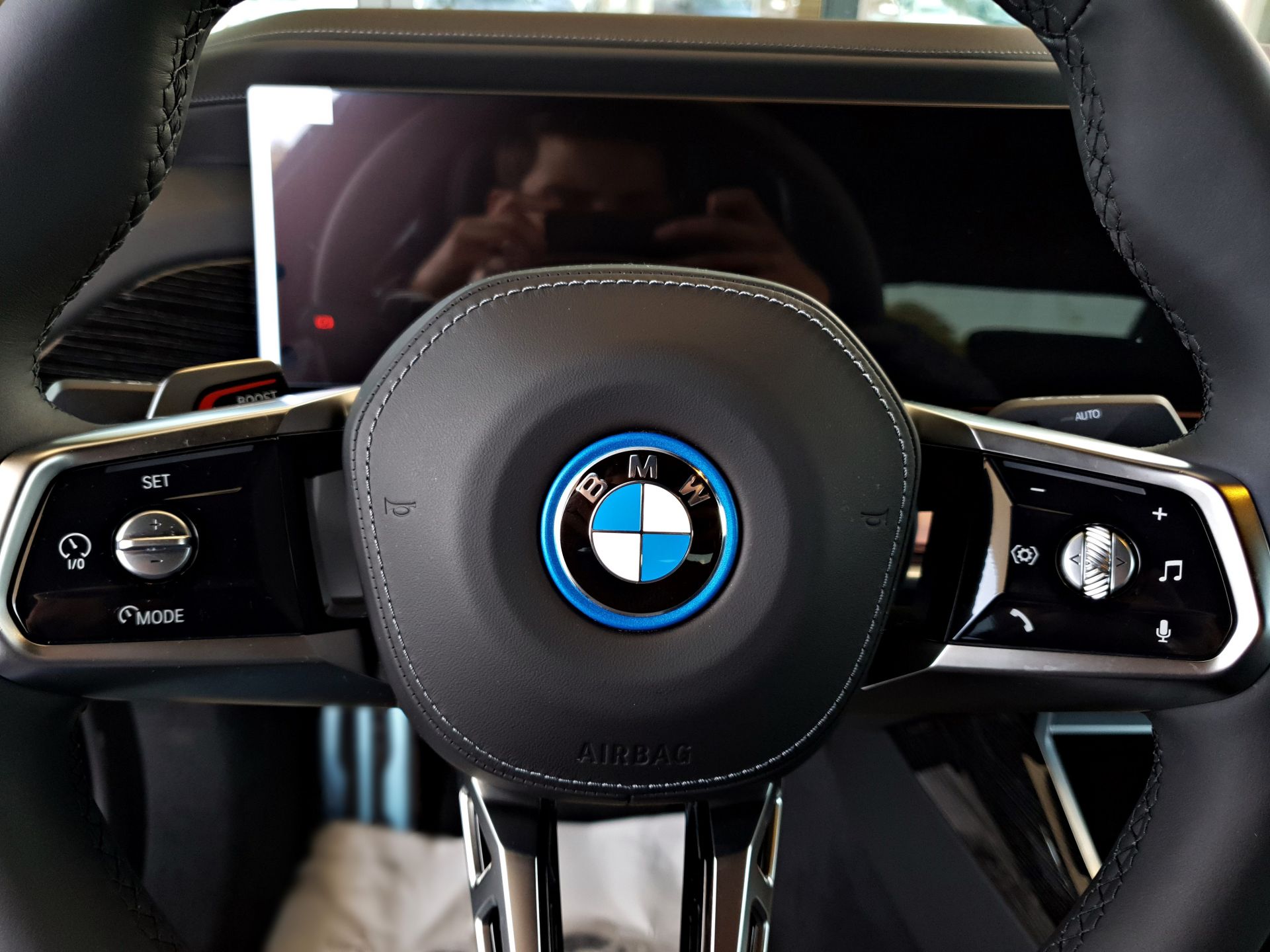 BMW I7
