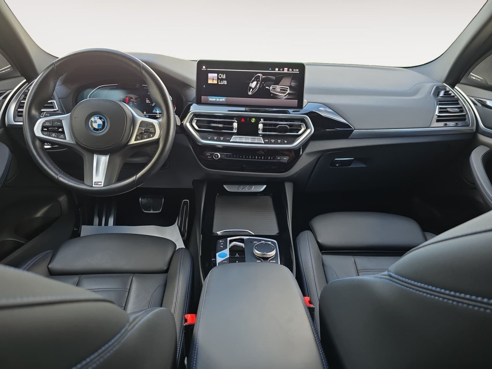 BMW IX3