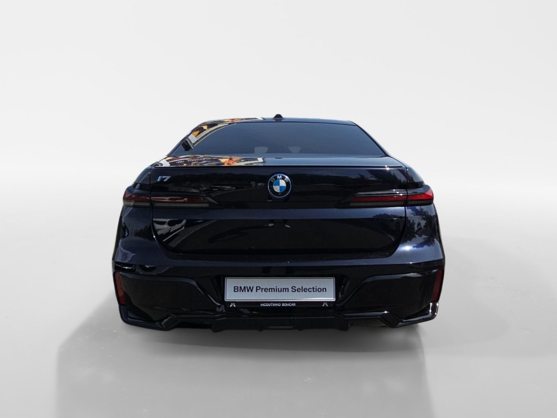 BMW I7