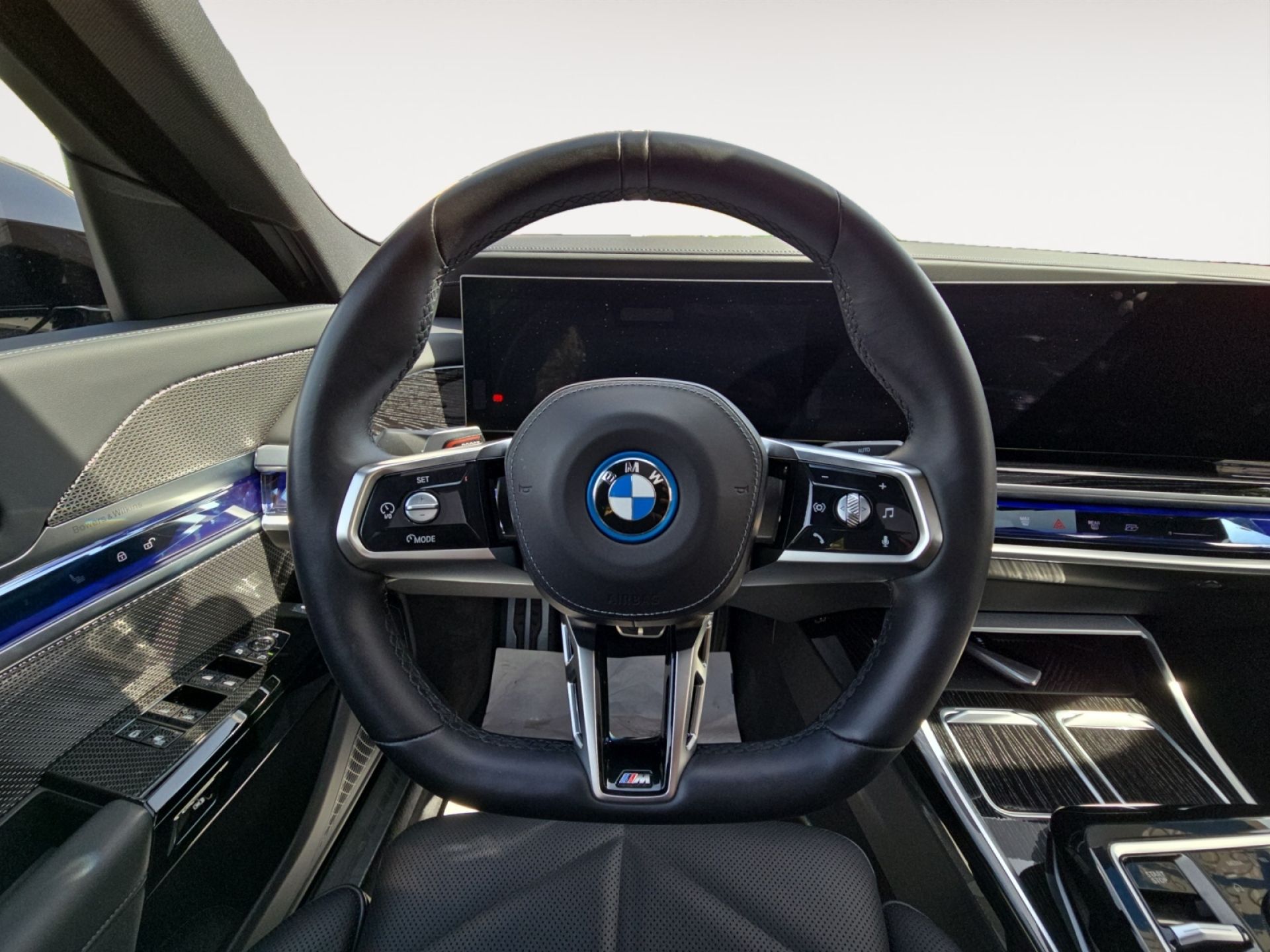 BMW I7