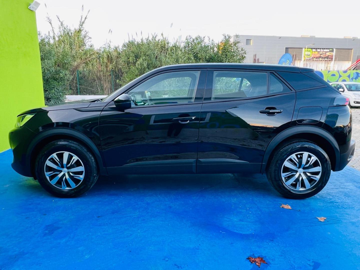 Peugeot 2008 1.2 PureTech 100cv Active