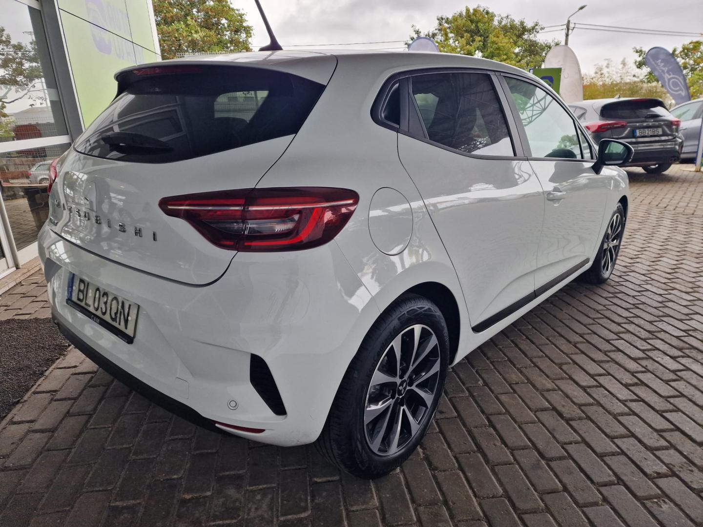 Mitsubishi Colt 1.0 MPI-T 6MT Kaiteki