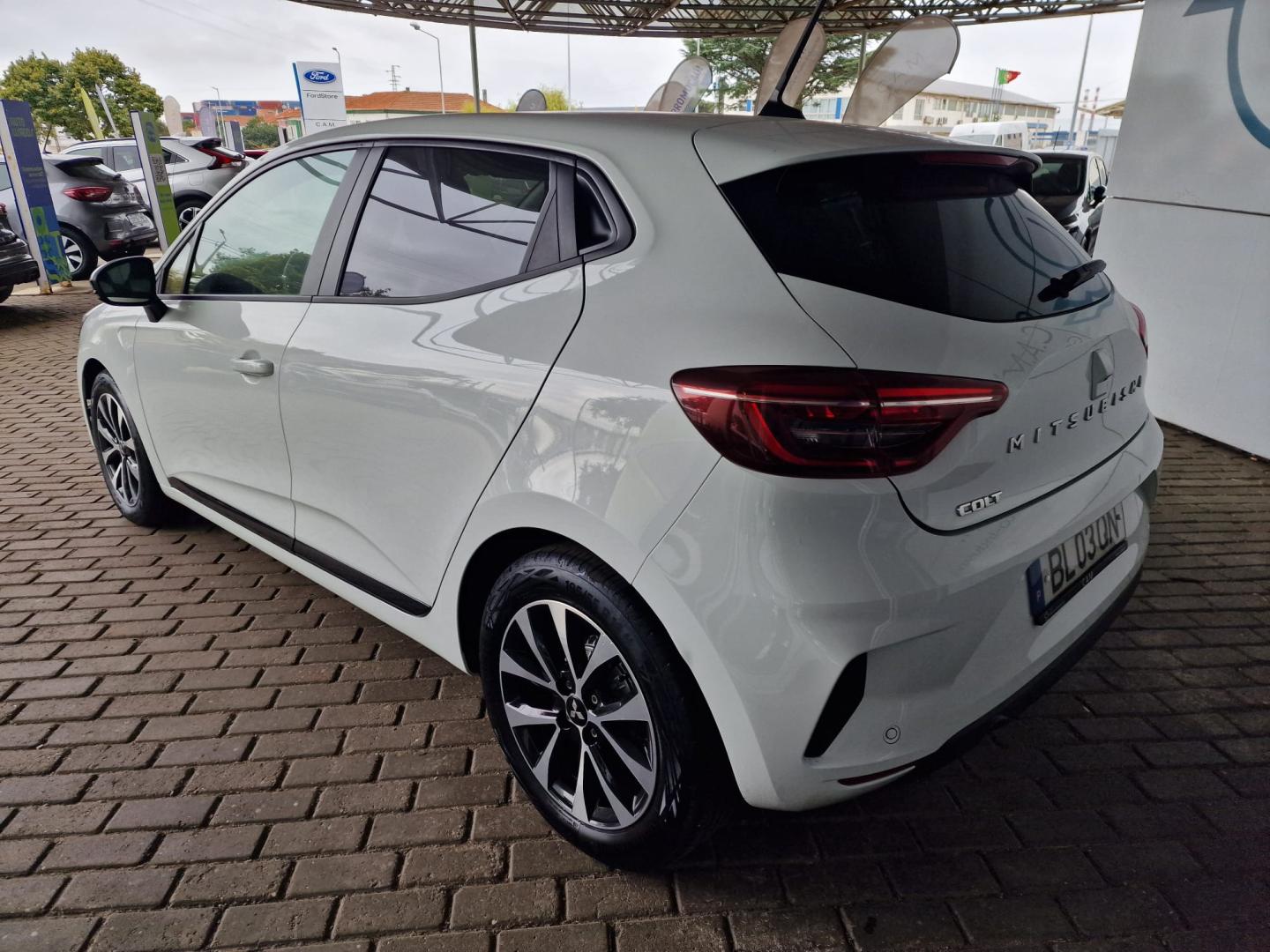 Mitsubishi Colt 1.0 MPI-T 6MT Kaiteki