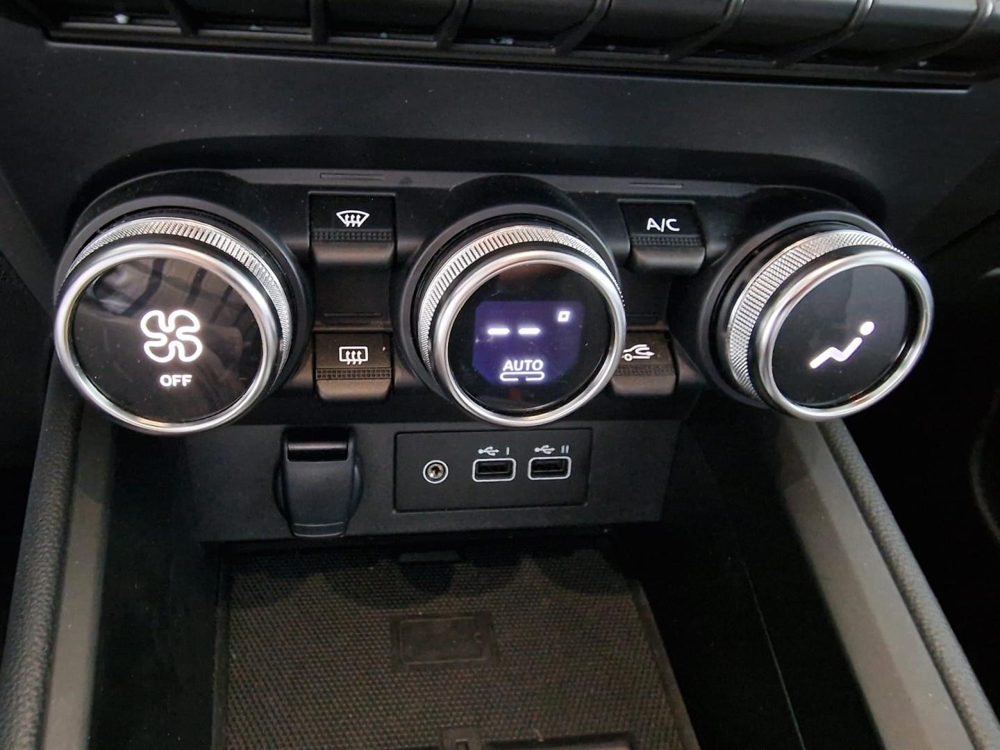 Mitsubishi Colt 1.0 MPI-T 6MT Kaiteki